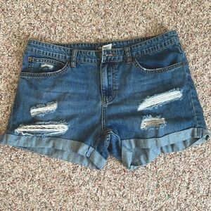 Ripped Jean shorts